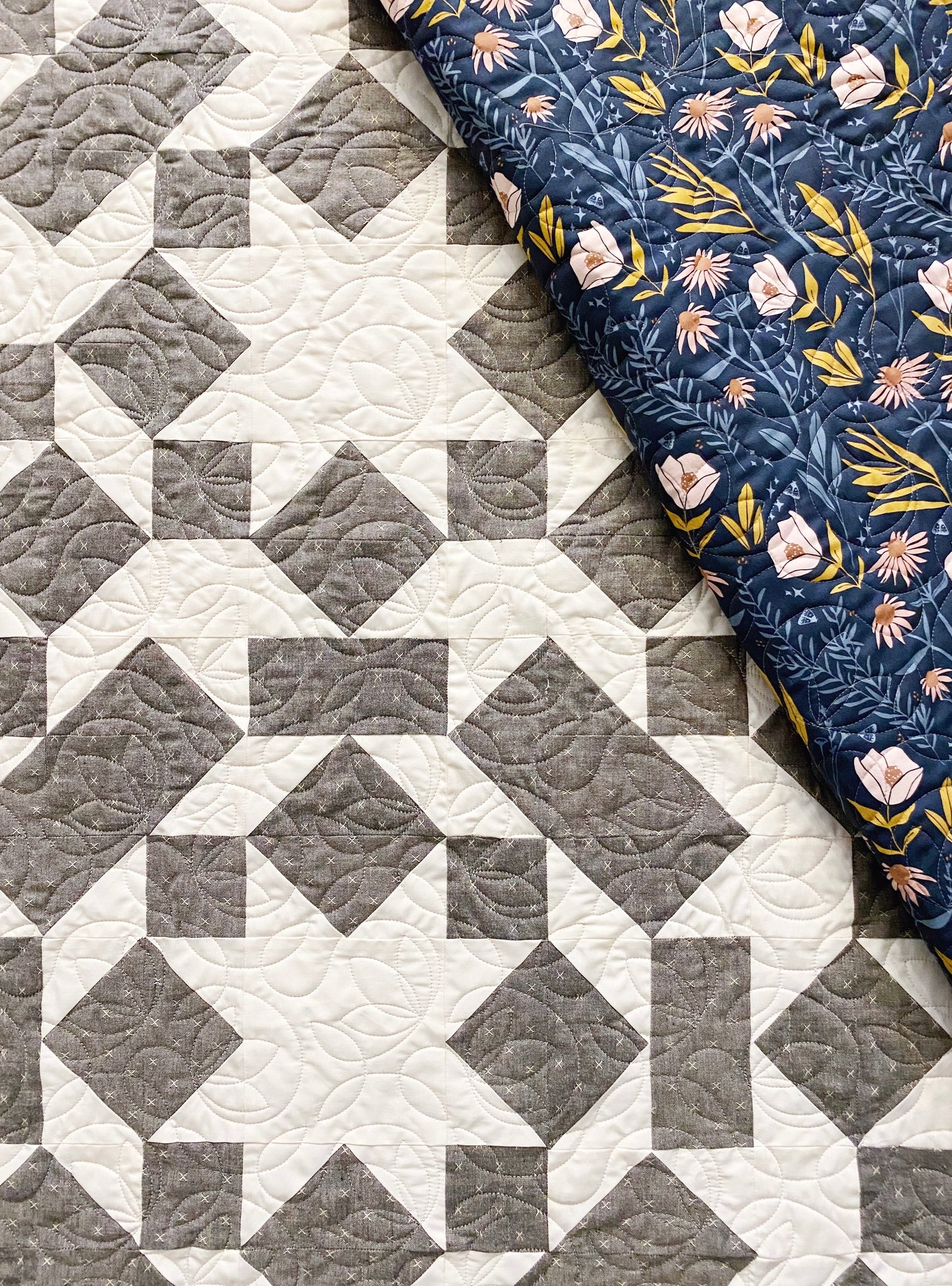 Aperiodic Quilt Pattern - PDF
